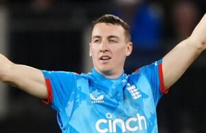 England vs Australia at Lord's in fourth ODI LIVE!